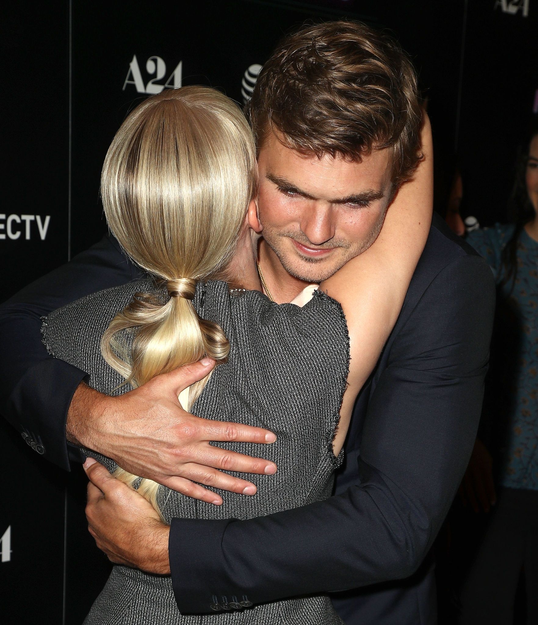 MMO-024.jpg MMO-024.jpg