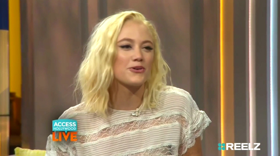 maikamonroe00012.jpg