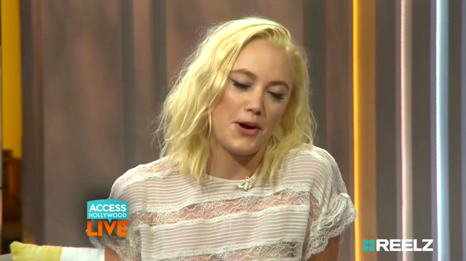 maikamonroe00038.jpg