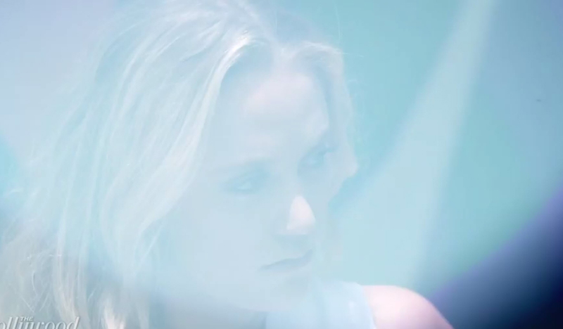 maikamonroe00100.jpg