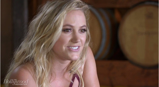 maikamonroe00775.jpg