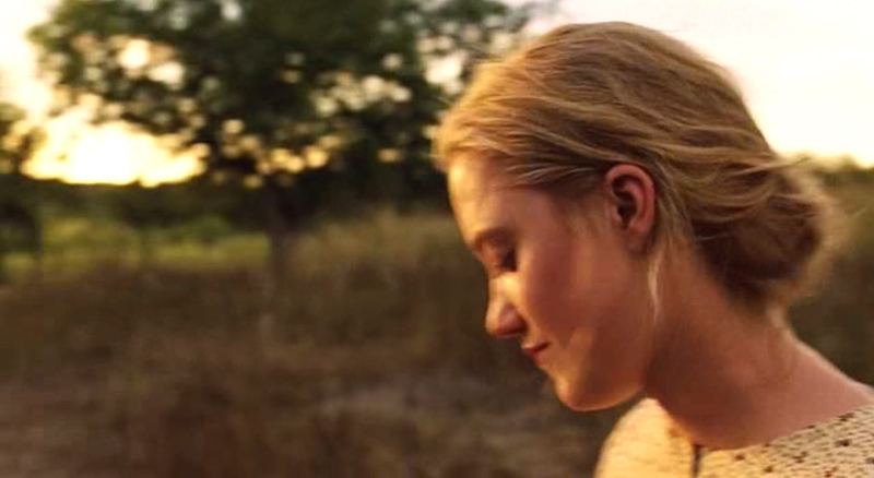 maikamonroe00695.jpg