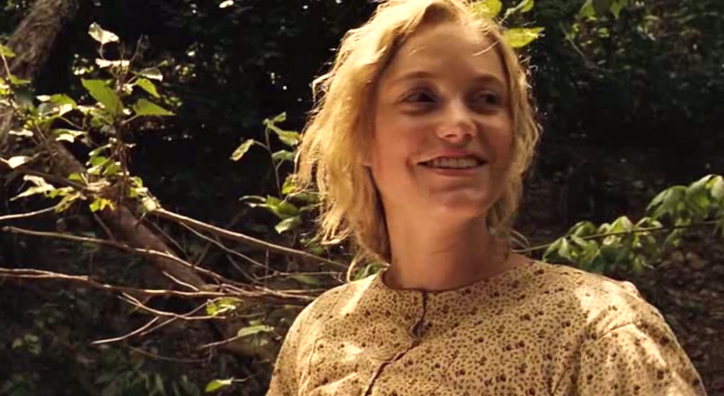 maikamonroe01813.jpg