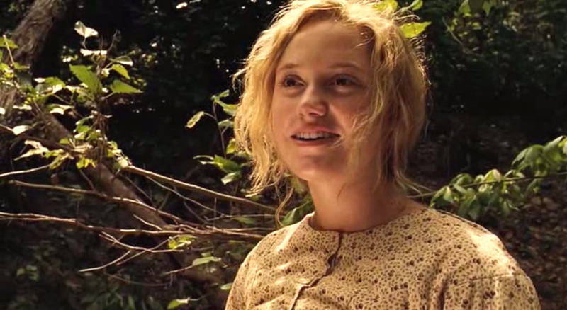 maikamonroe01814.jpg