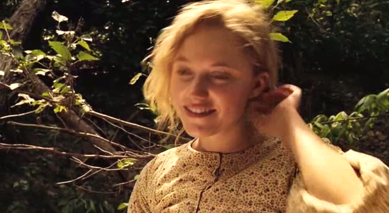 maikamonroe01815.jpg