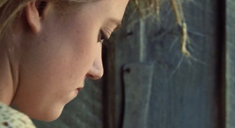 maikamonroe01988.jpg