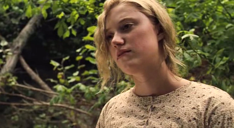 maikamonroe02561.jpg