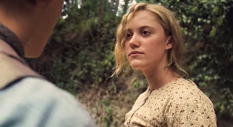 maikamonroe02592.jpg