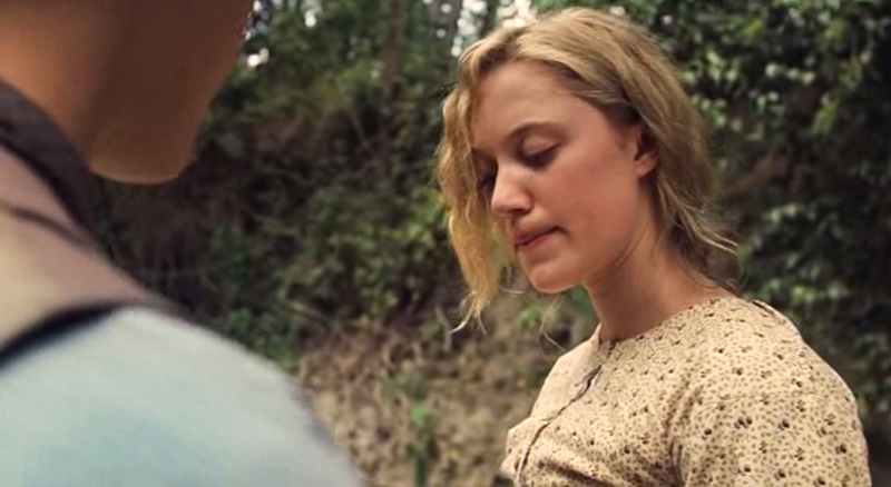 maikamonroe02593.jpg