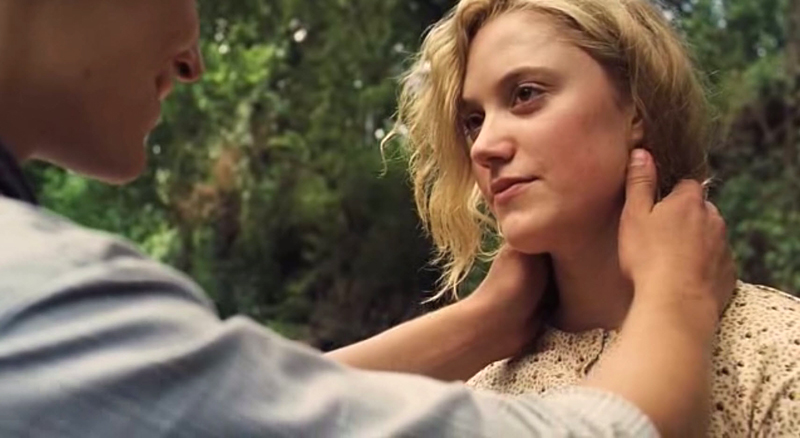 maikamonroe02630.jpg