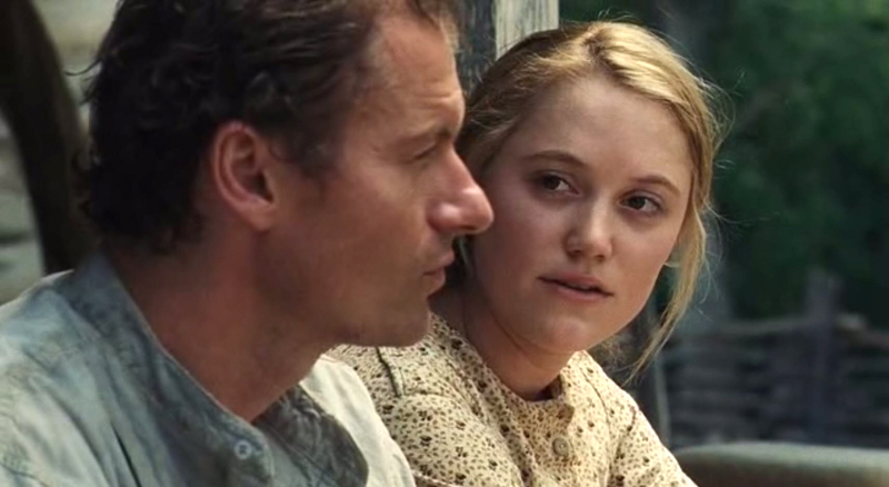 maikamonroe02742.jpg