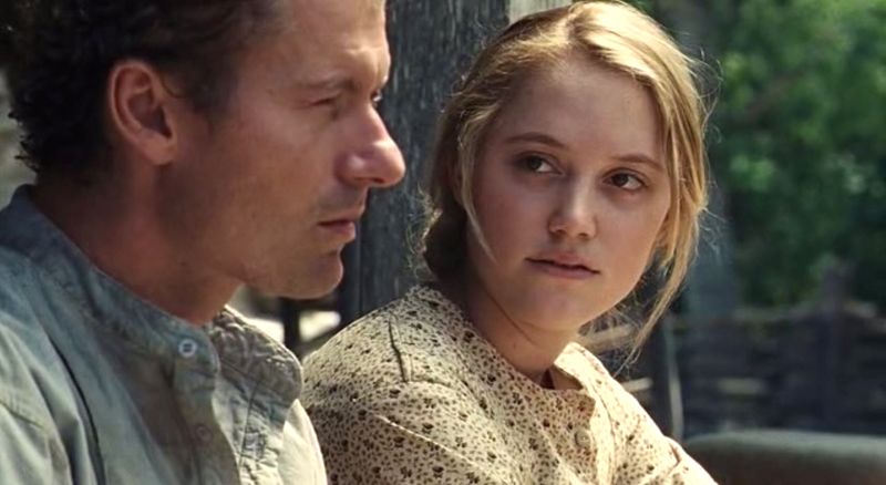 maikamonroe02761.jpg