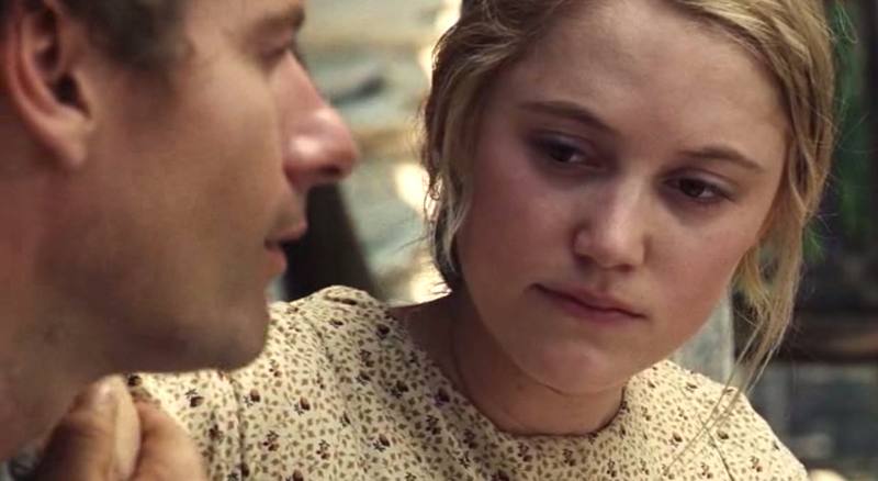 maikamonroe02823.jpg