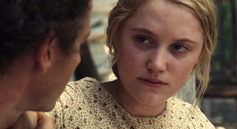 maikamonroe02829.jpg