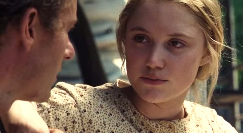 maikamonroe02843.jpg