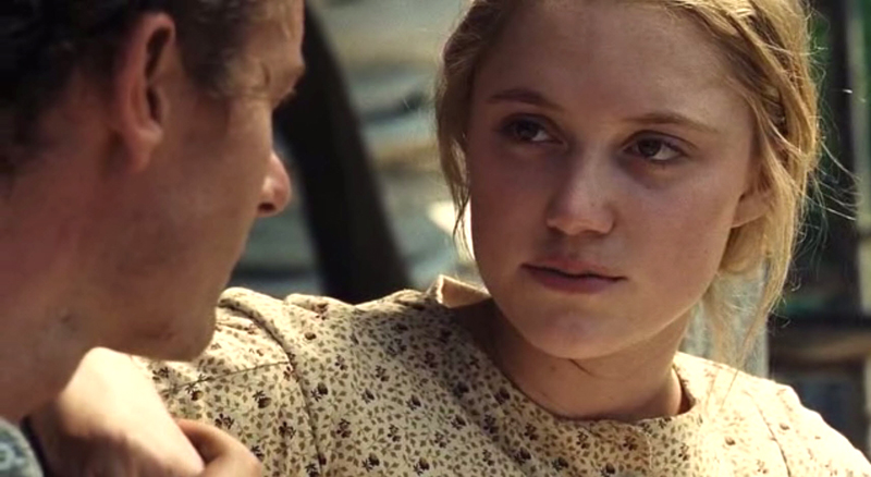 maikamonroe02853.jpg