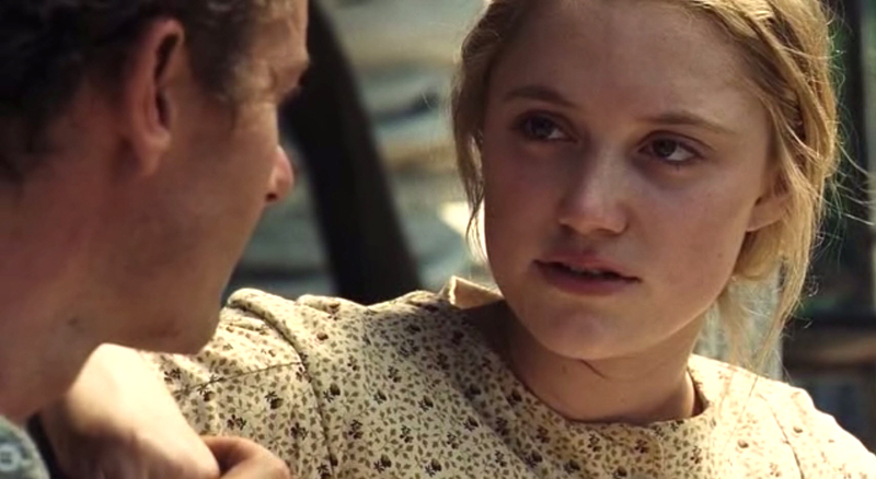 maikamonroe02856.jpg