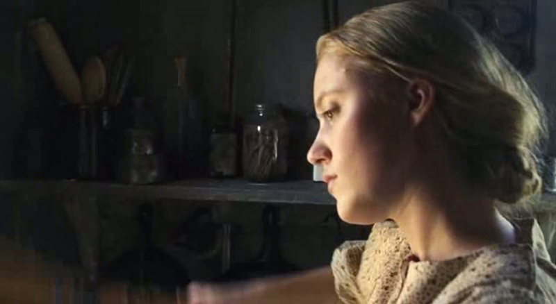 maikamonroe03153.jpg
