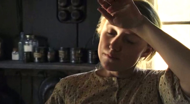 maikamonroe03155.jpg