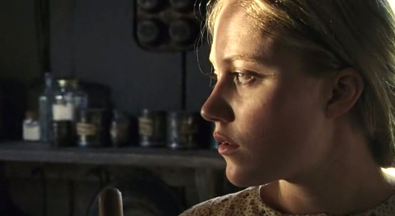 maikamonroe03161.jpg