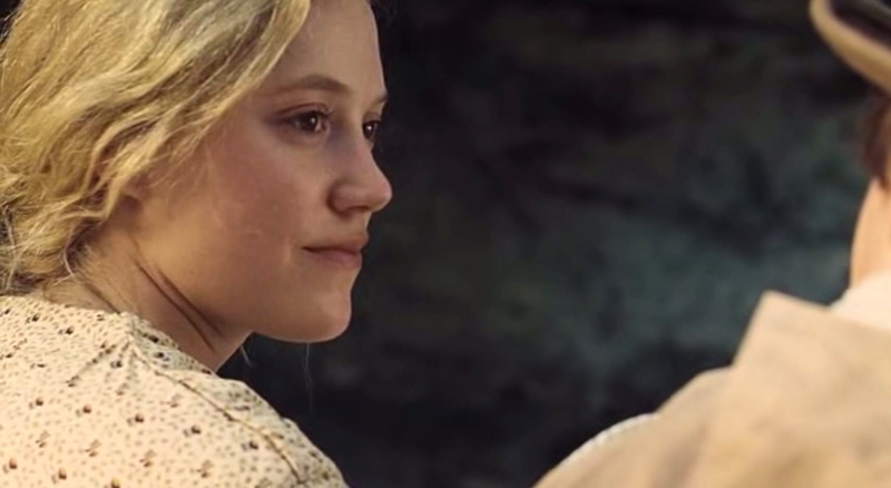 maikamonroe03457.jpg