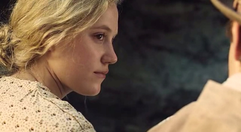 maikamonroe03480.jpg