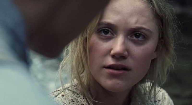 maikamonroe03879.jpg
