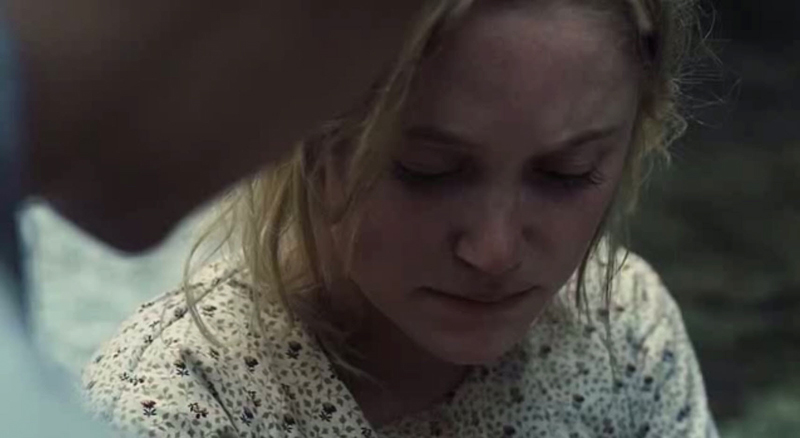 maikamonroe03885.jpg