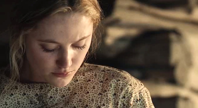 maikamonroe04887.jpg