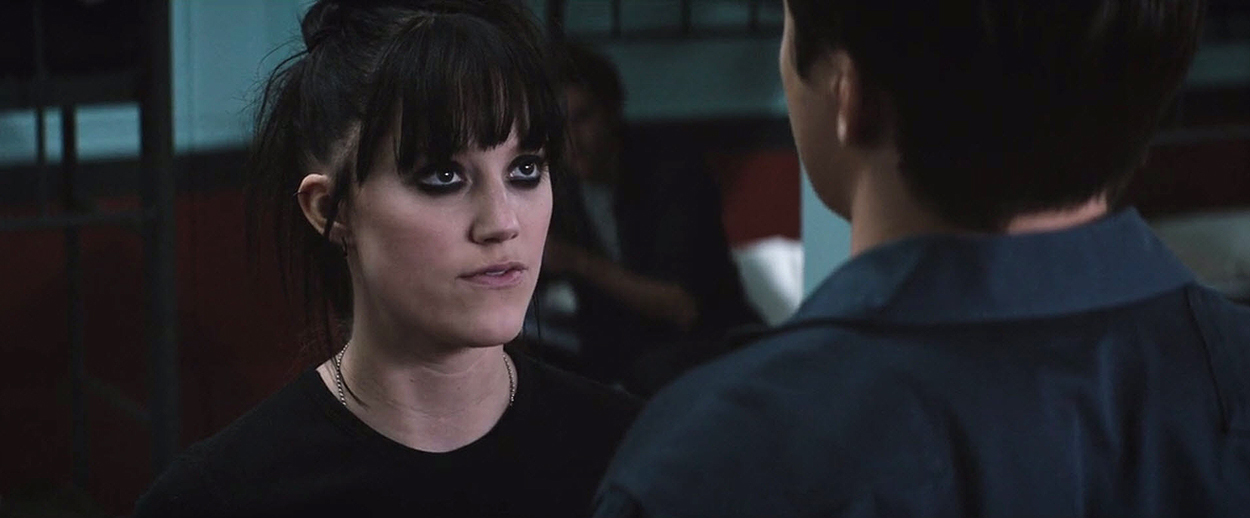 5thwave-ringer-maikamonroe-0193.jpg