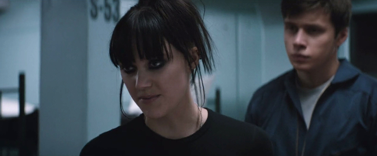 5thwave-ringer-maikamonroe-0204.jpg