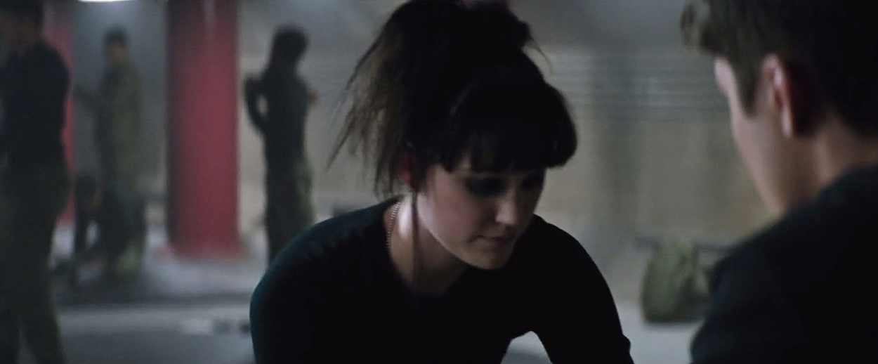 5thwave-ringer-maikamonroe-0307.jpg