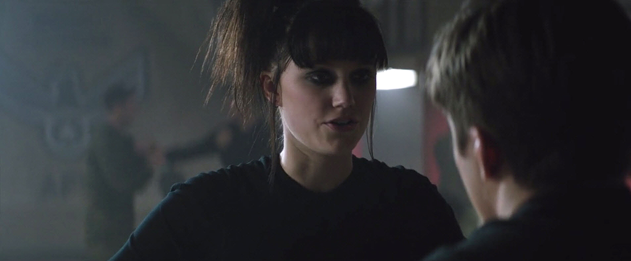 5thwave-ringer-maikamonroe-0319.jpg