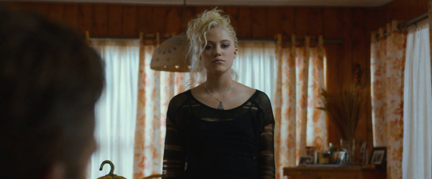theguest-maikamonroe-01647.jpg