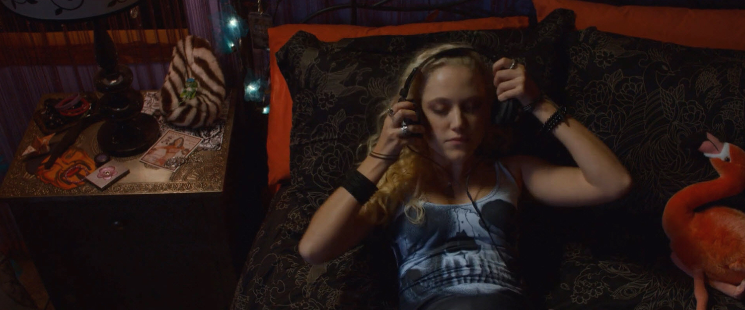 theguest-maikamonroe-02388.jpg
