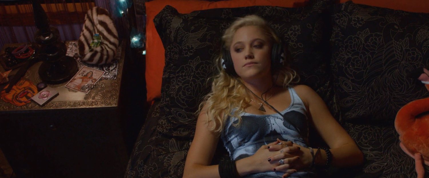 theguest-maikamonroe-02394.jpg