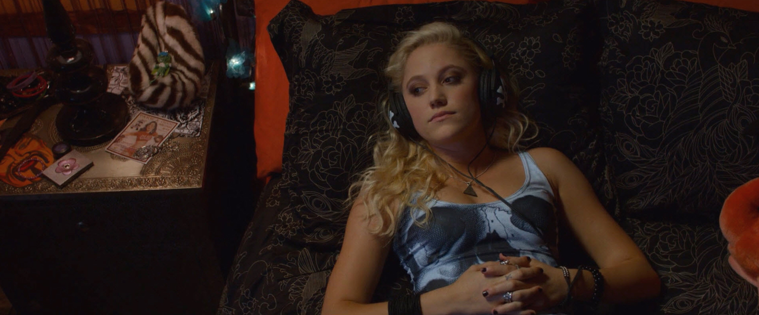 theguest-maikamonroe-02396.jpg