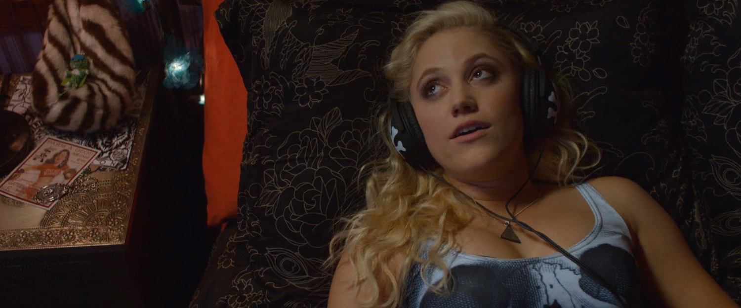 theguest-maikamonroe-02405.jpg