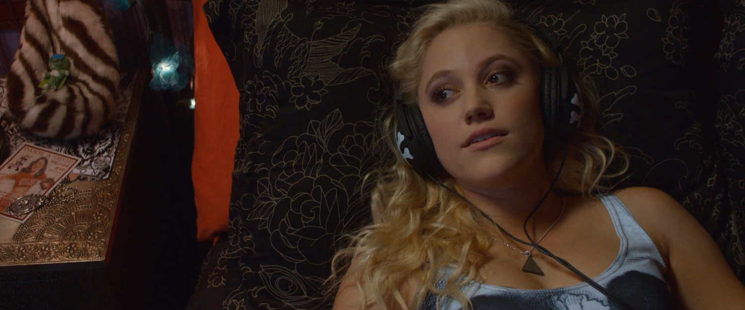 theguest-maikamonroe-02407.jpg