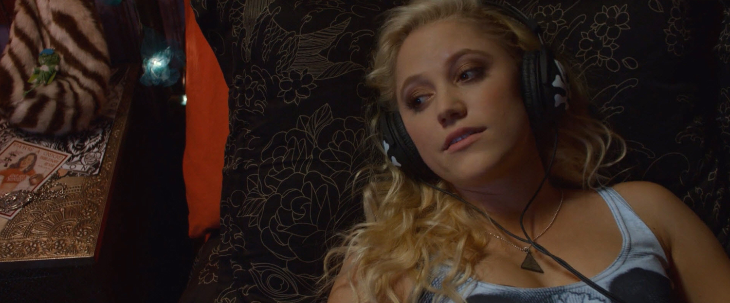 theguest-maikamonroe-02408.jpg