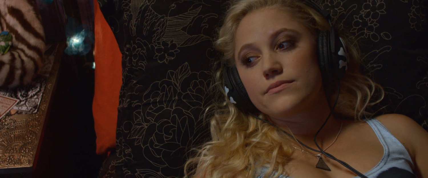theguest-maikamonroe-02411.jpg