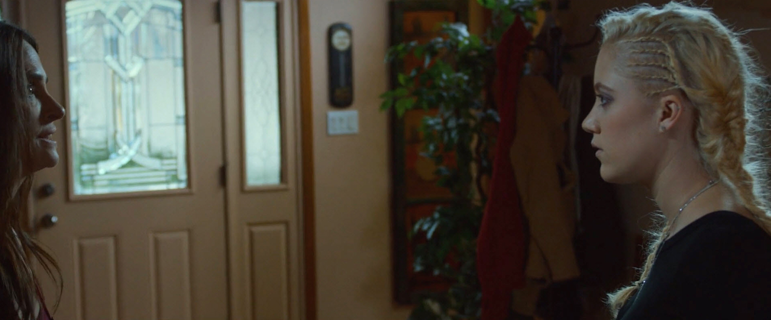 theguest-maikamonroe-02852.jpg