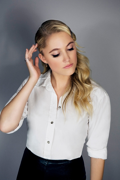 maikamonroe01.jpg