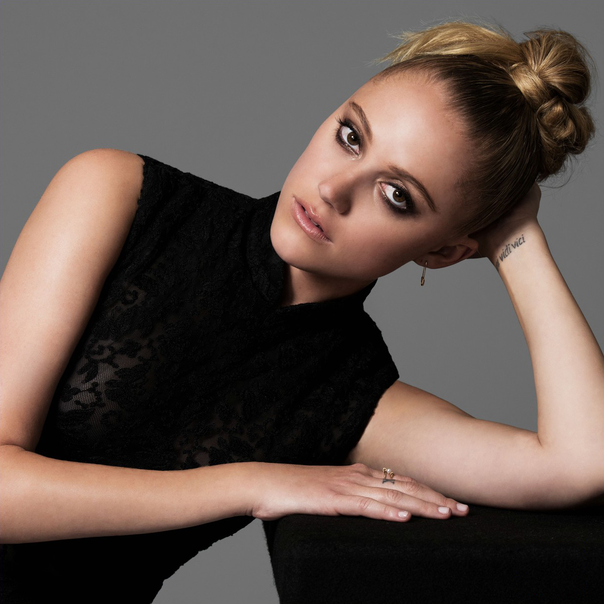 maikamonroe02.jpg
