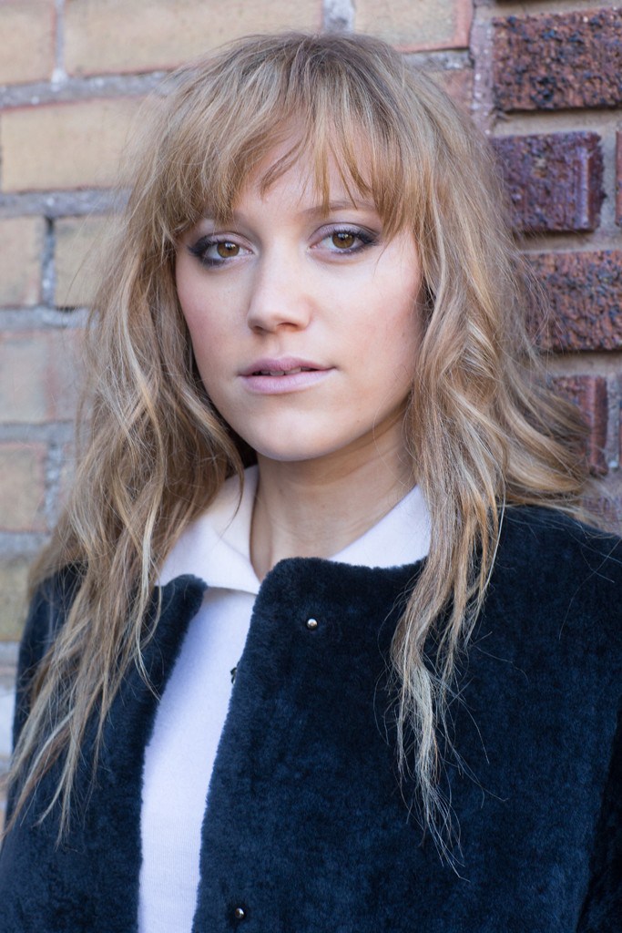 maika-monroe01.jpg