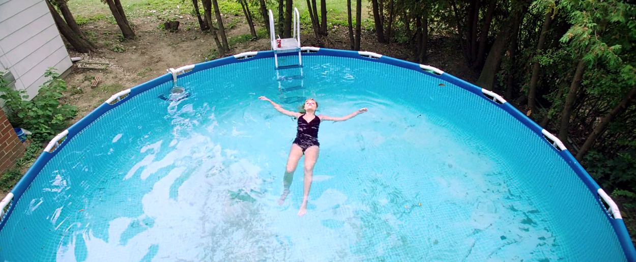 maikamonroe-itfollows00253.jpg
