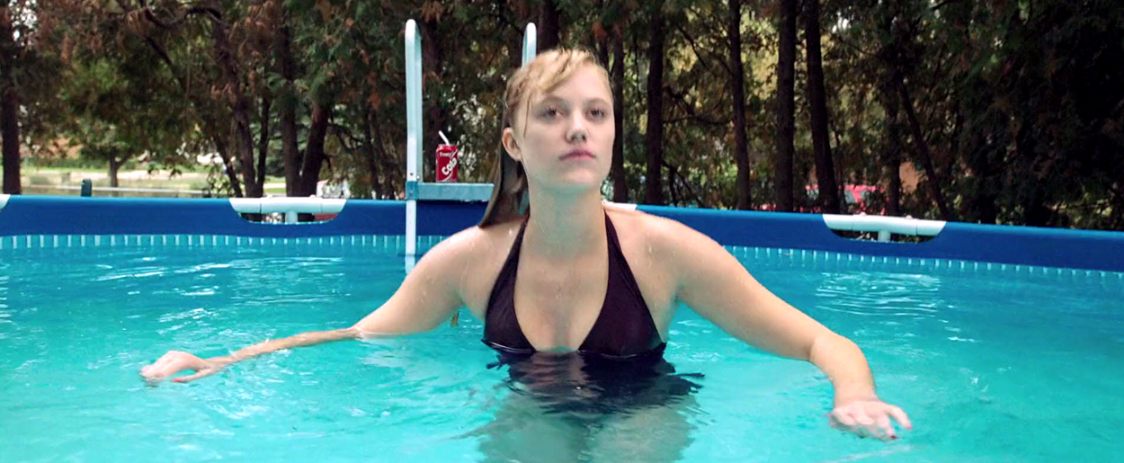 maikamonroe-itfollows00273.jpg