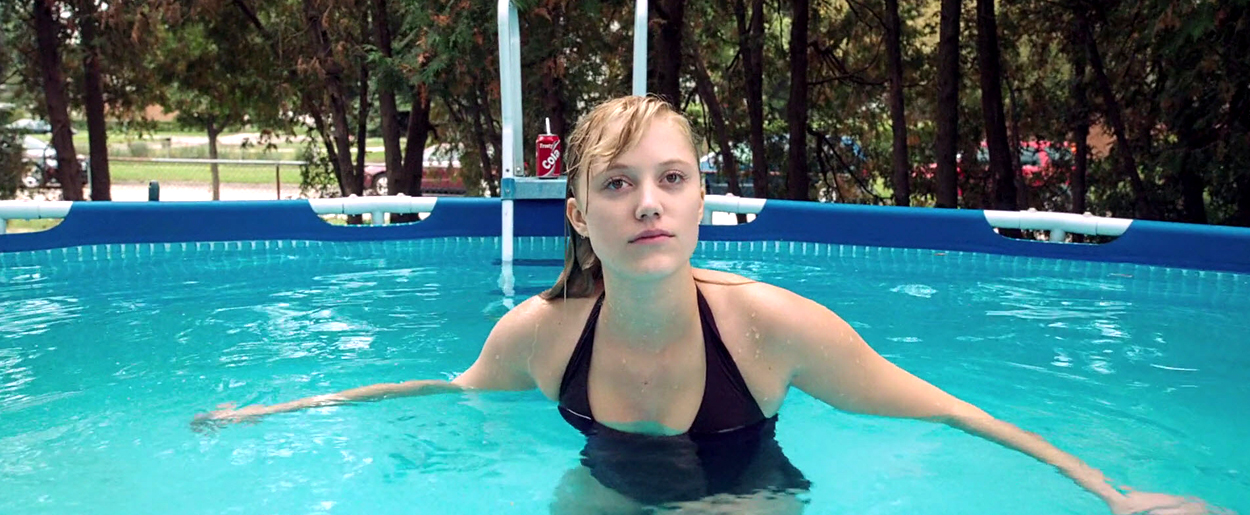 maikamonroe-itfollows00274.jpg