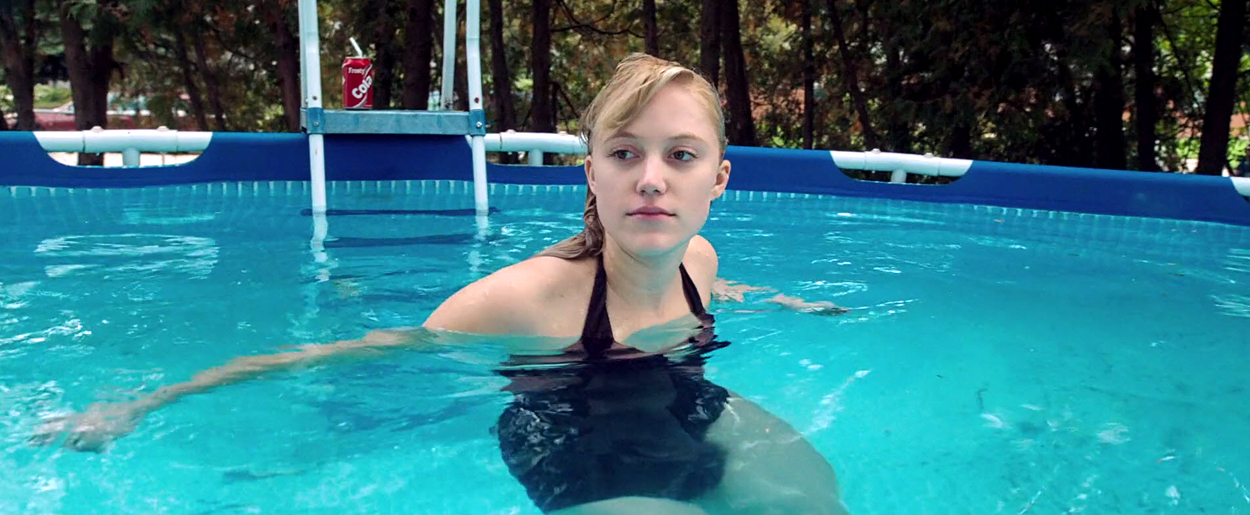 maikamonroe-itfollows00291.jpg