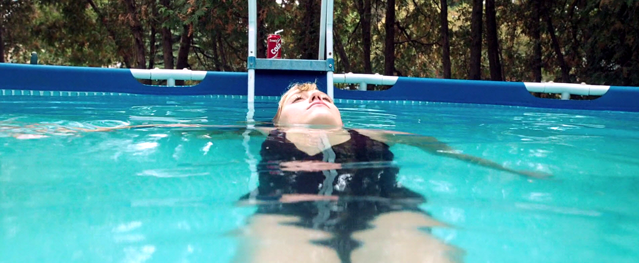 maikamonroe-itfollows00324.jpg